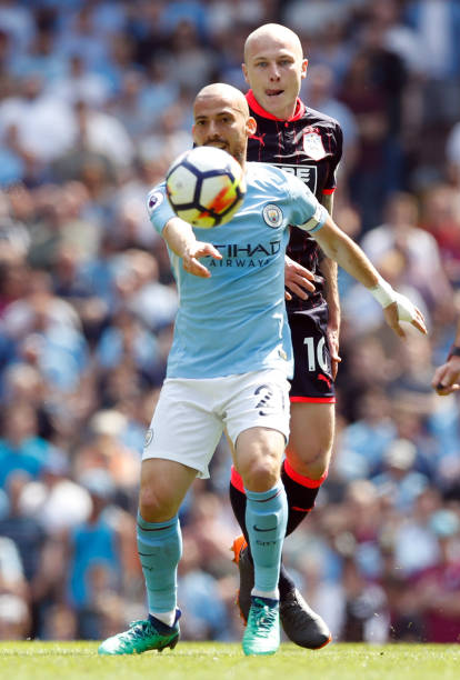 站在传球影 站在传球影